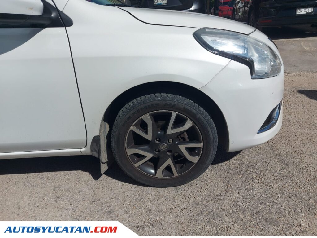 Nissan Versa 2019