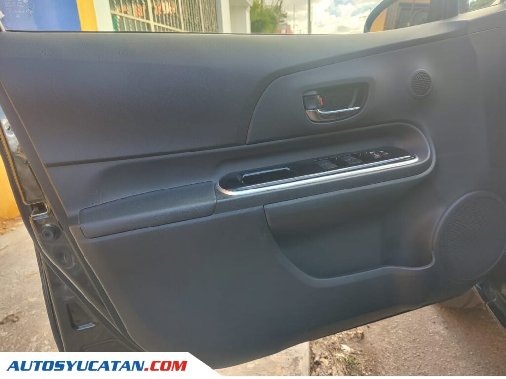 Toyota Prius C 2018
