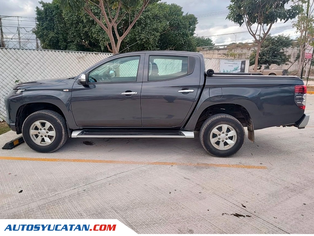 Mitsubishi L200 GLX 2022