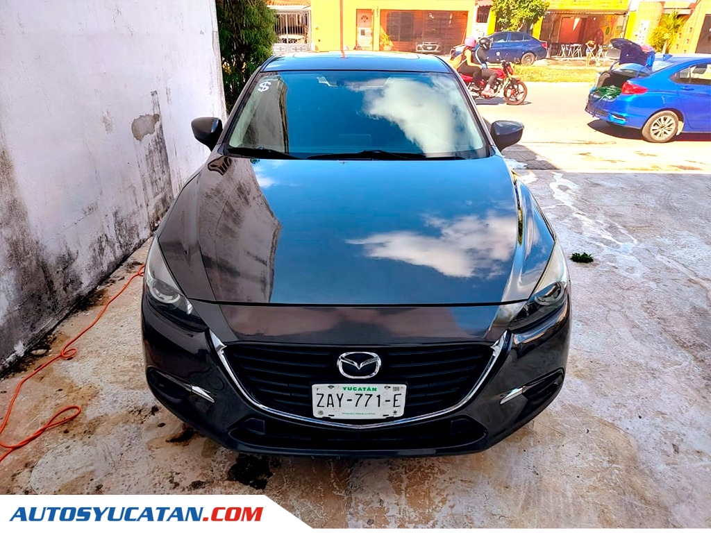 Mazda 3 Hatchback i Touring 2018