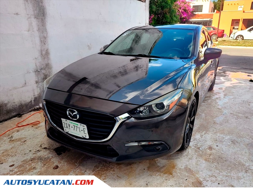 Mazda 3 Hatchback i Touring 2018