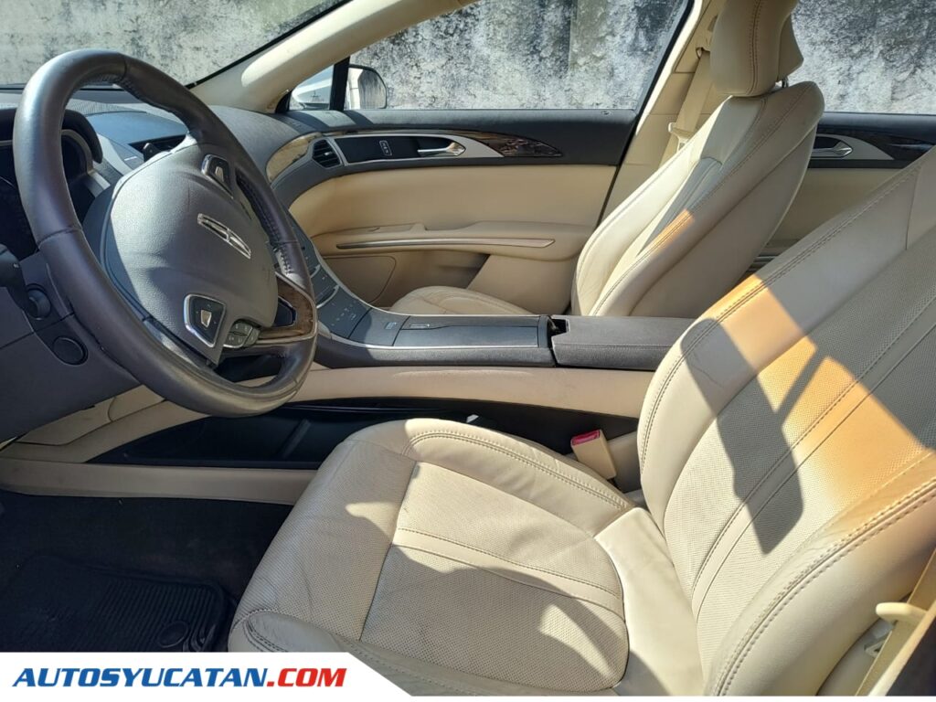 Lincoln MKZ High 2013