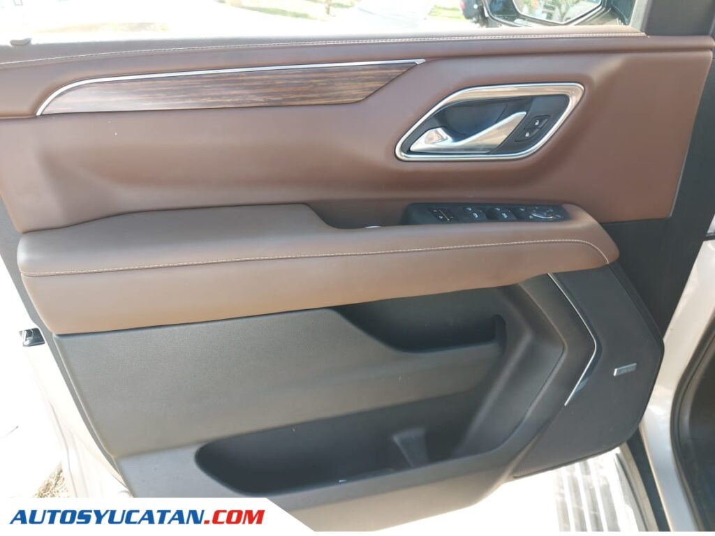 Chevrolet Suburban High Country 2023