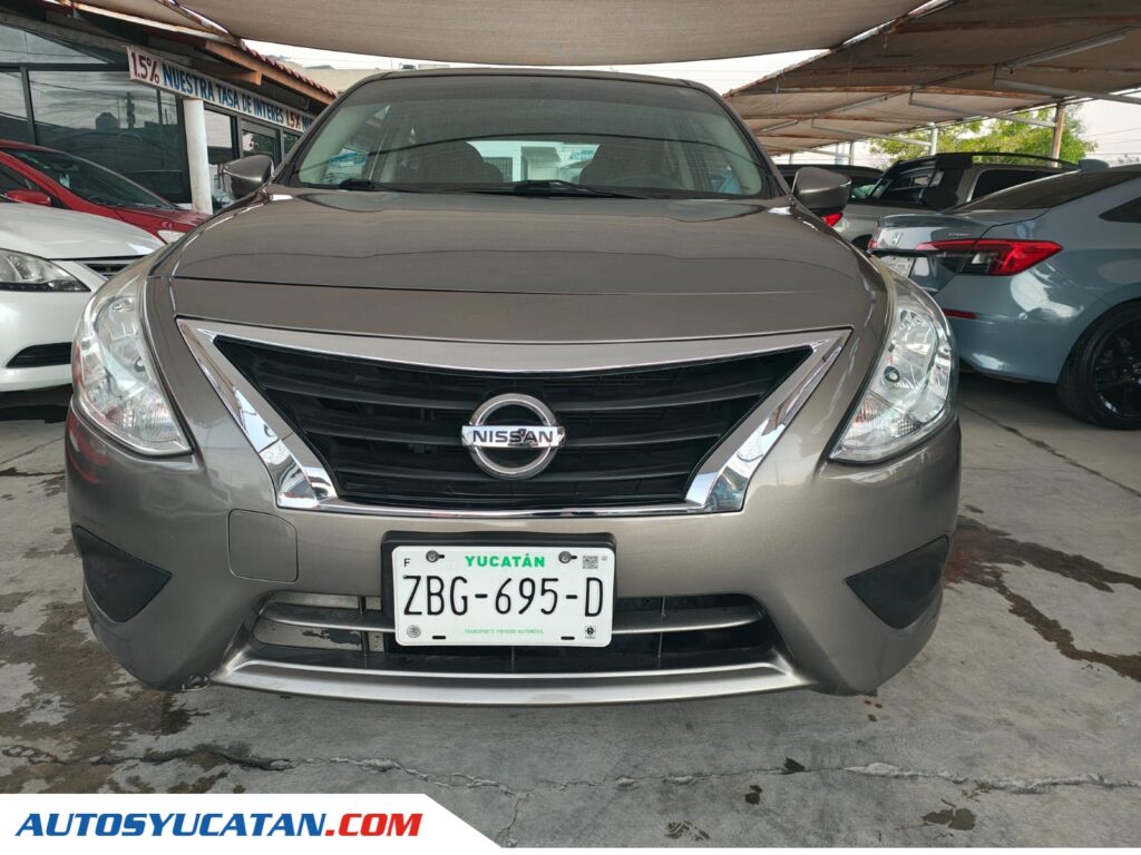 Nissan Versa Automático 2016