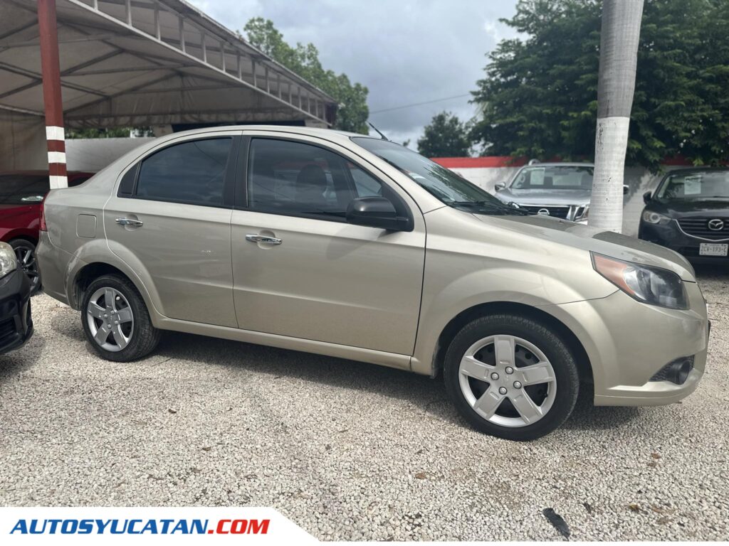 CHEVROLET AVEO LT 2013