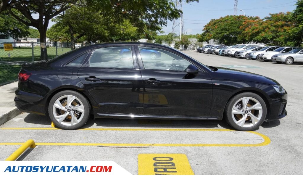 Audi A4 2023